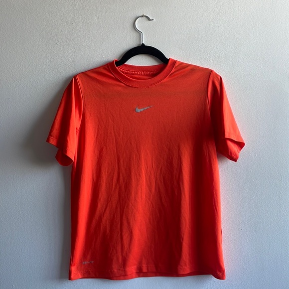 Orange Nike Athletic T Shirt Large - Picture 1 of 7